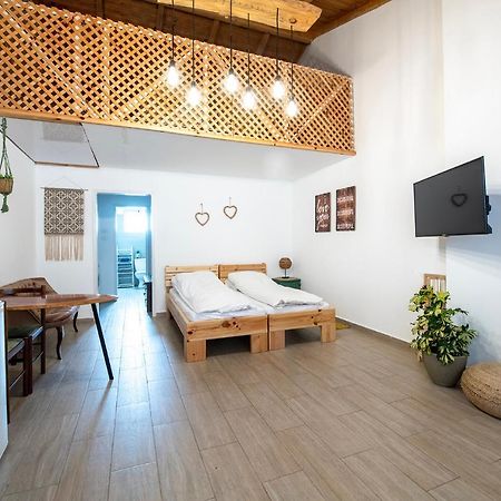 רז אירוח ברמה Villa Qaşrīn Eksteriør bilde