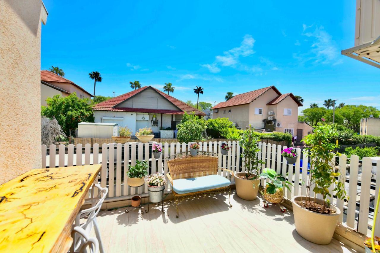 רז אירוח ברמה Villa Qaşrīn Eksteriør bilde